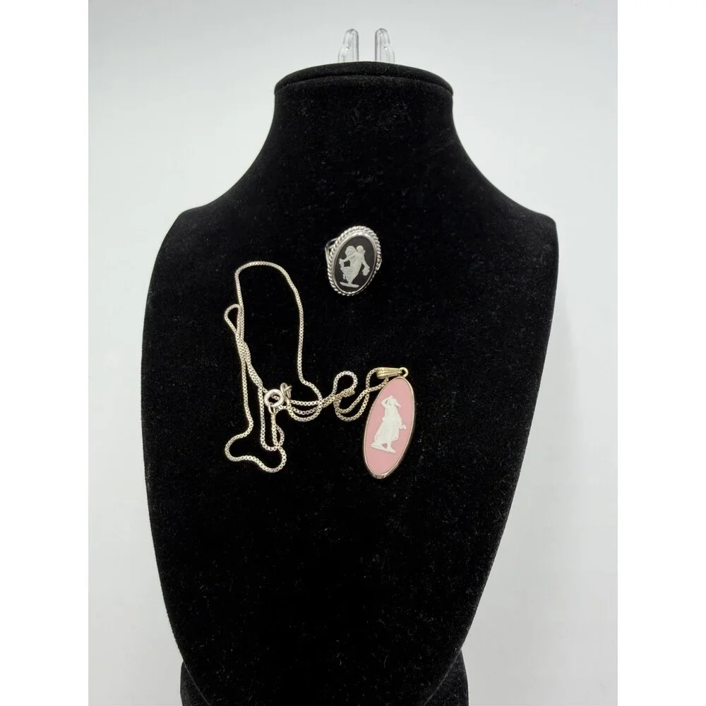Wedgwood Jasperware Black & Pink Ring Necklace Jewelry Set 2 PCs - Picture 14 of 15